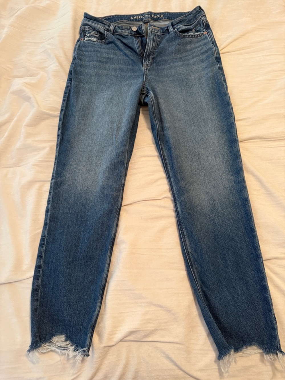 American Eagle Outfitters Women's Ankle Cropped Distressed Blue Jeans